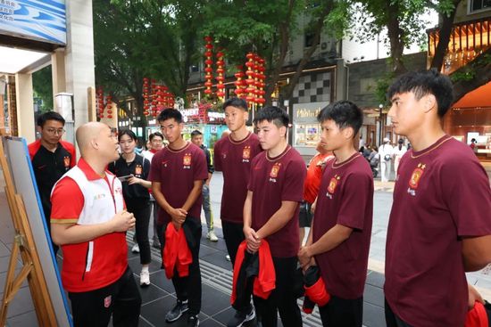 亚洲国产男人本色在线观看的a站