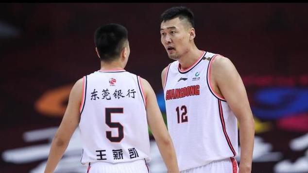 我和丰满老师疯狂做爰小说